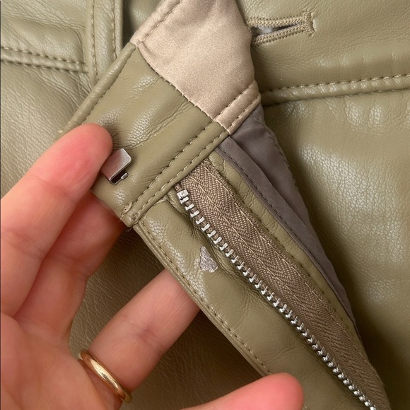 Babaton Aritzia Women Vegan Leather Beige Taupe Straight Crop Pants 8 - Picture 6 of 10